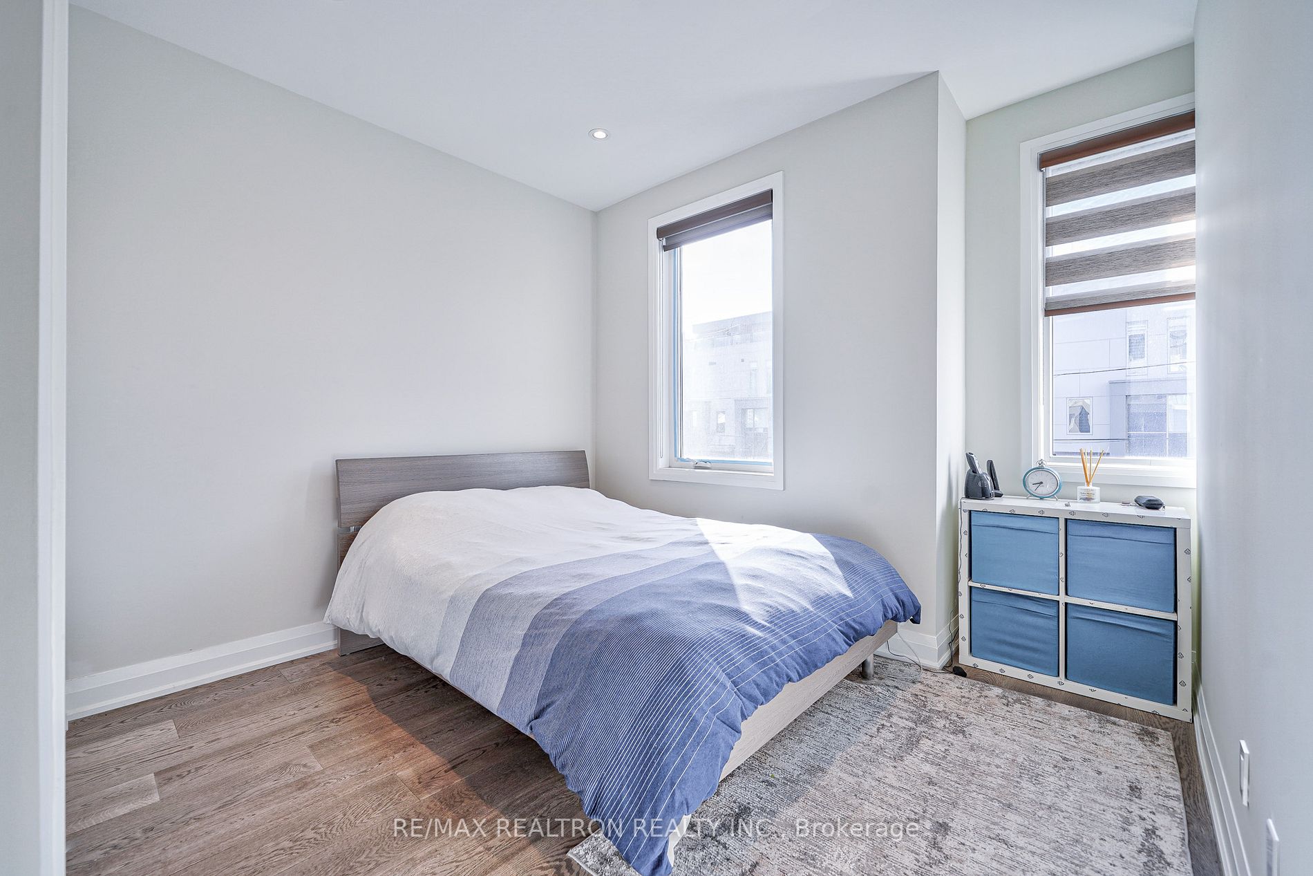 17 Greenbriar Rd, #1