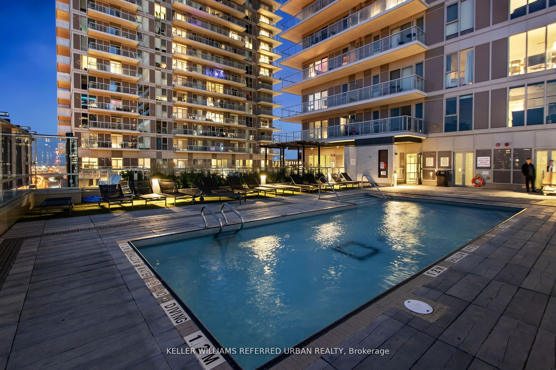 15 Lower Jarvis St N, #514