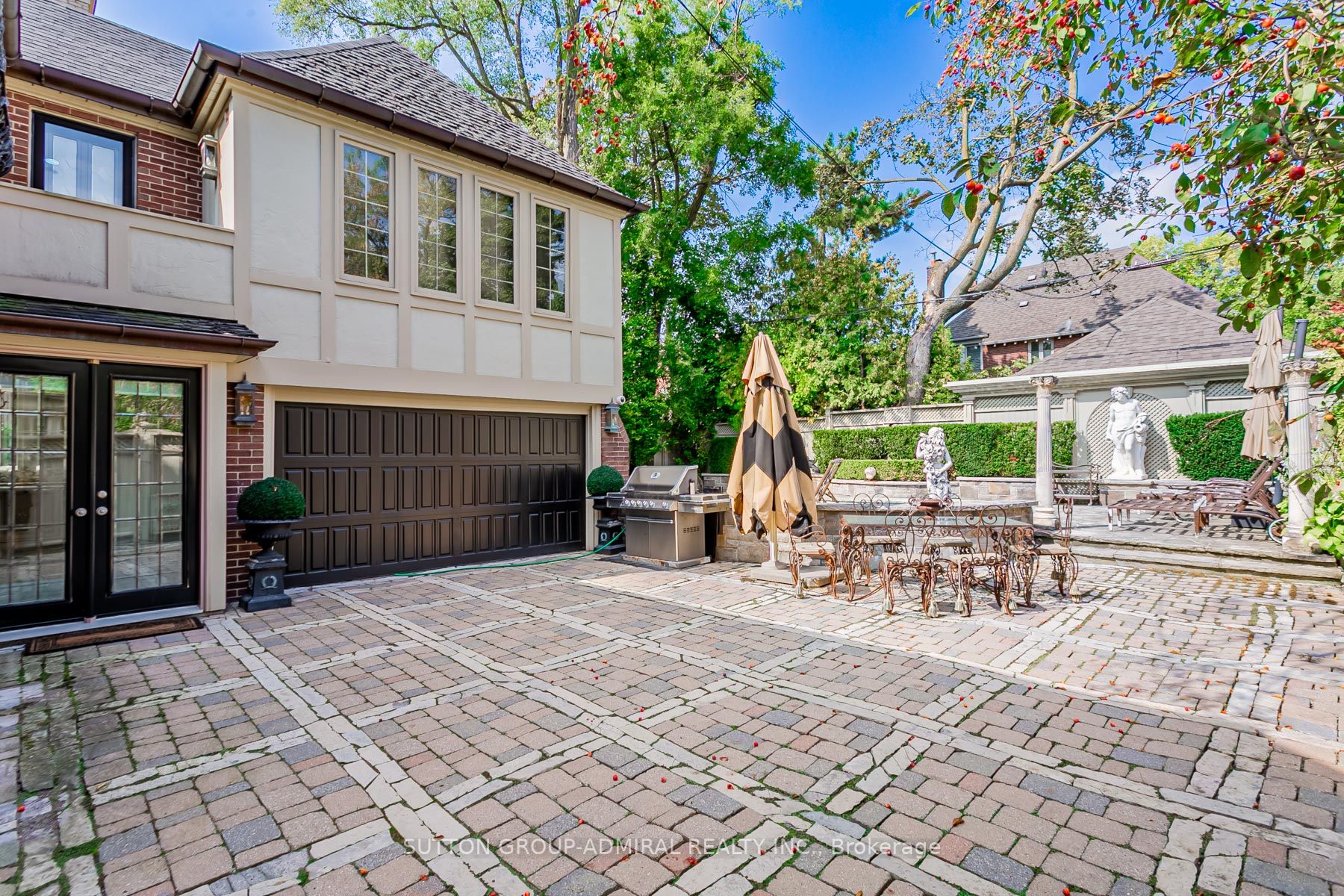30 Hawarden Cres