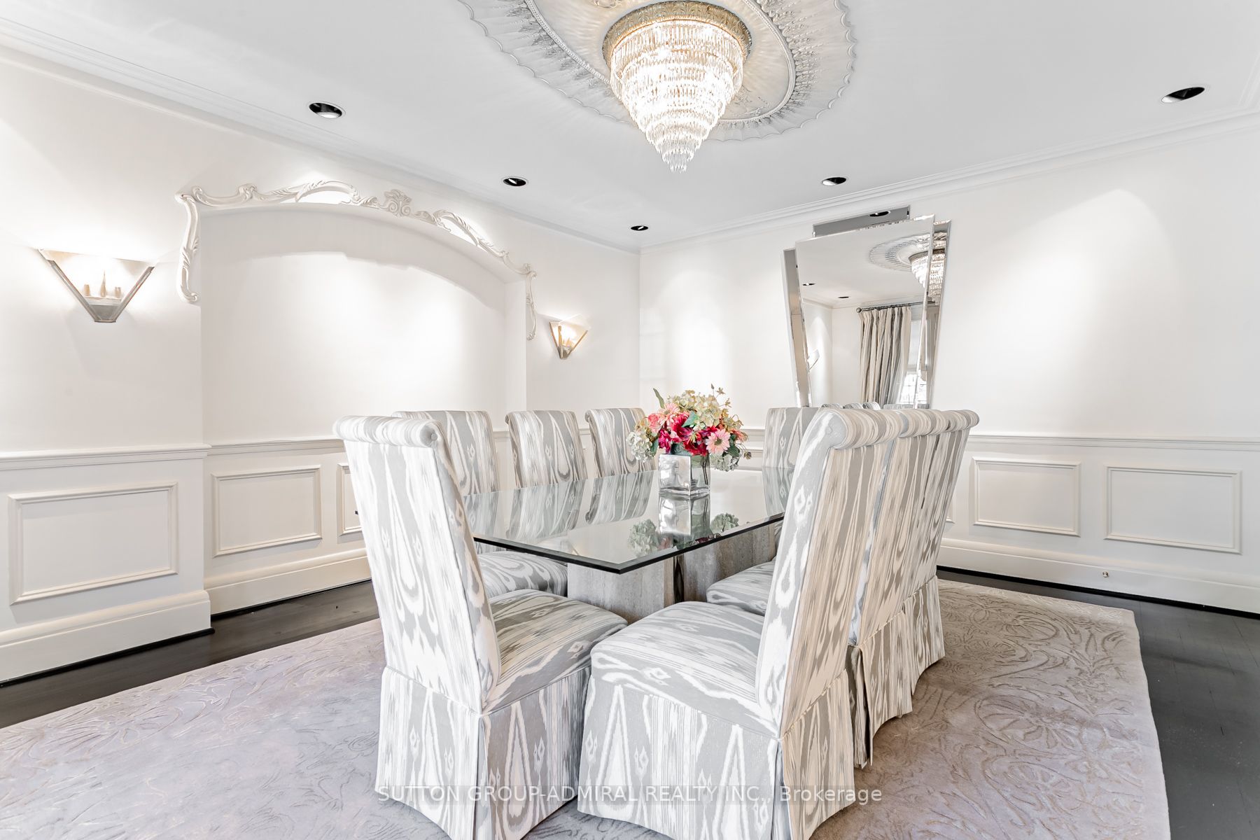30 Hawarden Cres