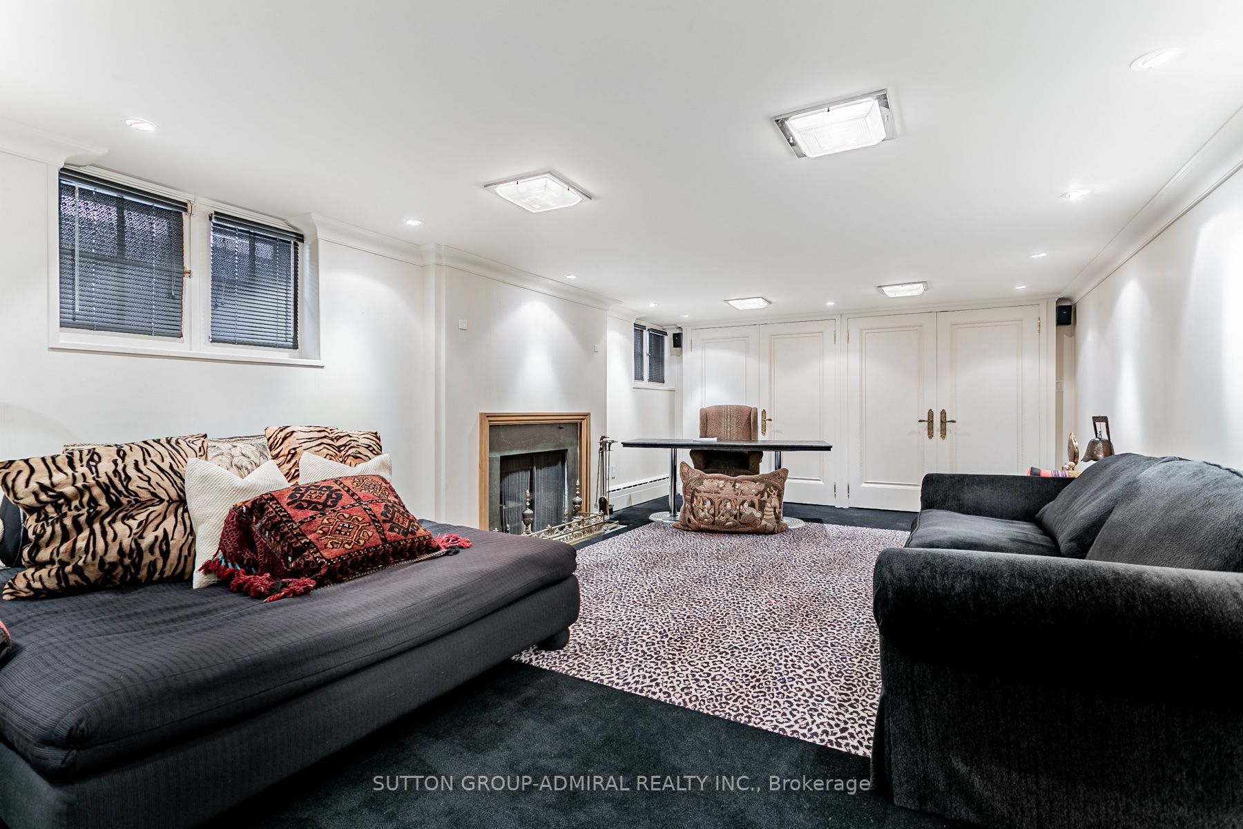 30 Hawarden Cres