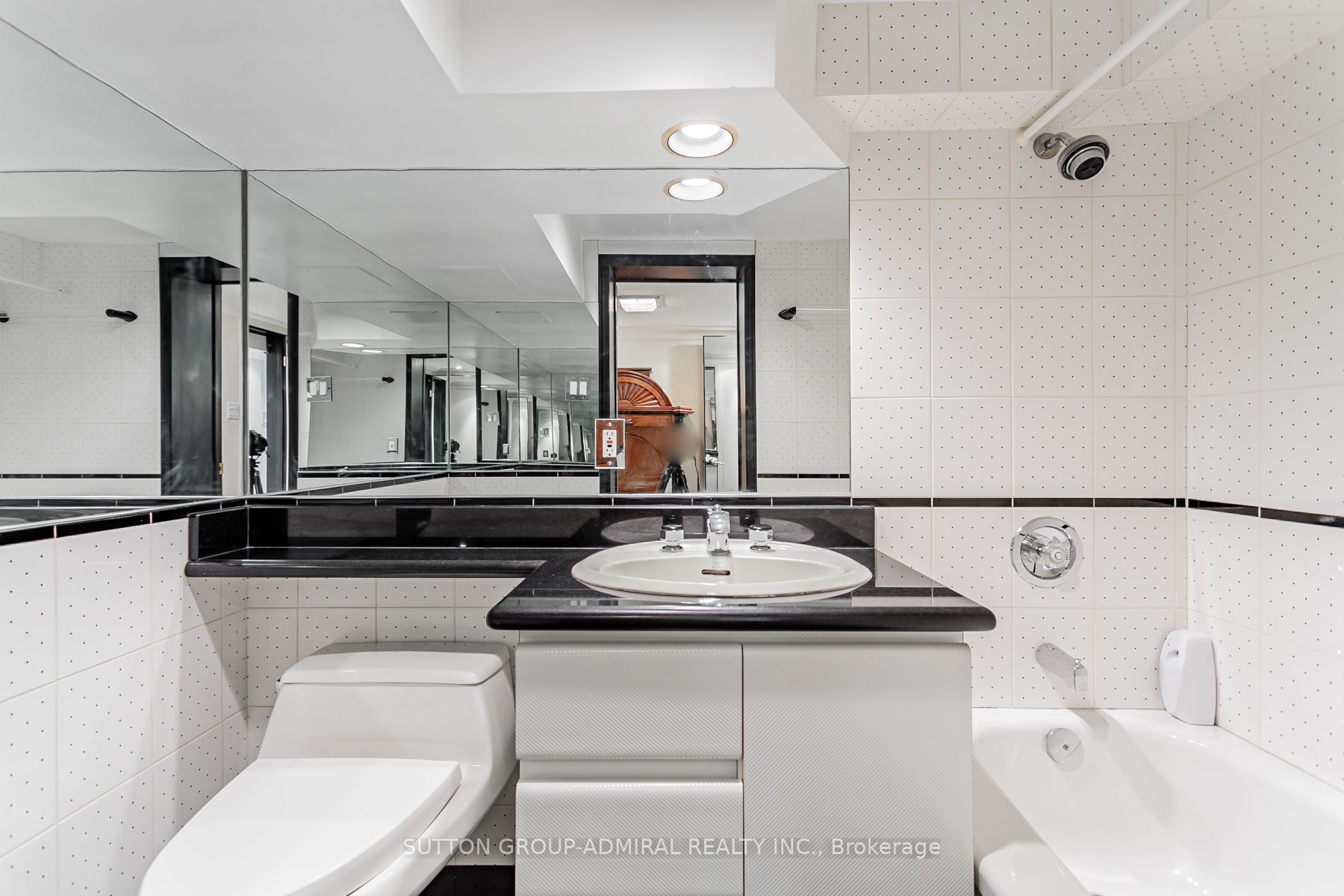 30 Hawarden Cres