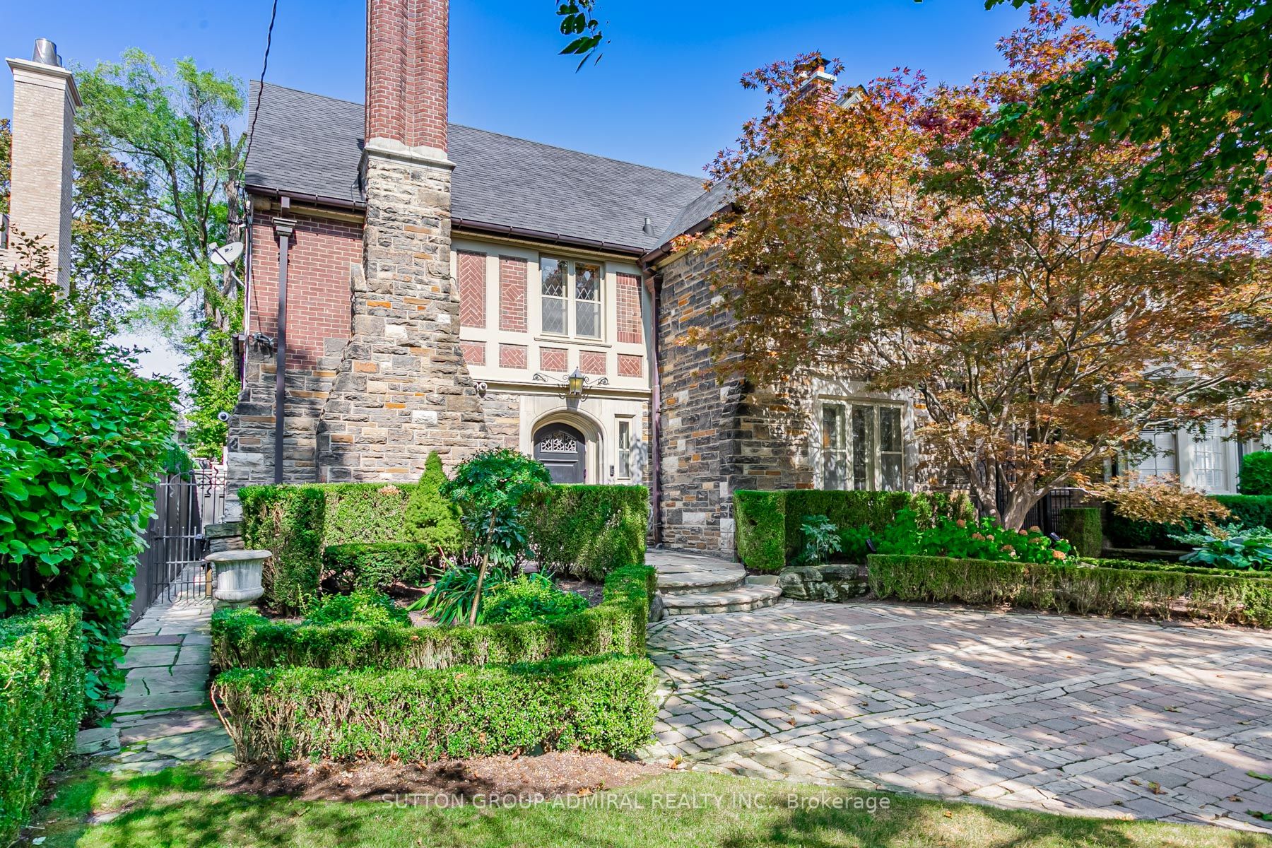 30 Hawarden Cres