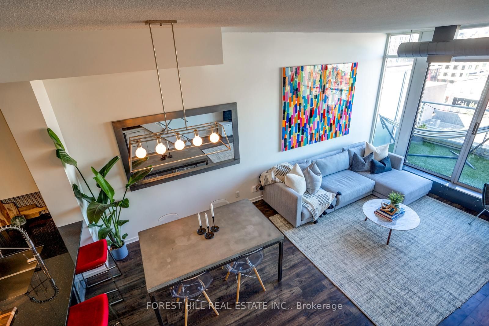 388 Richmond St W, #724