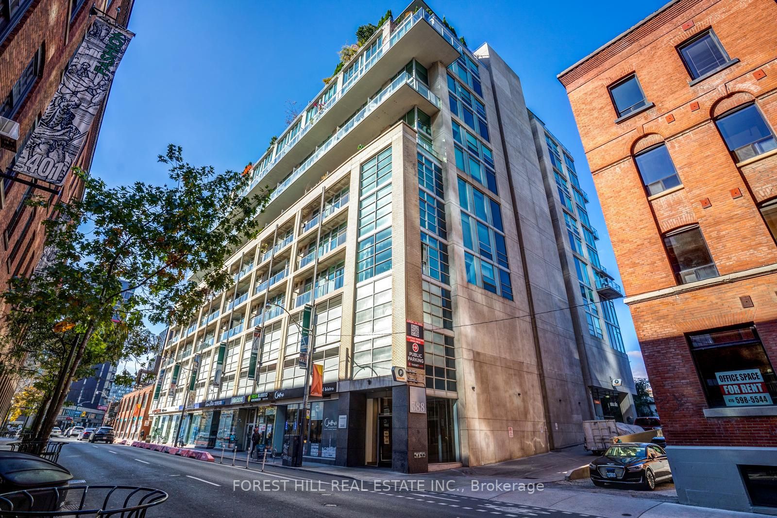 388 Richmond St W, #724