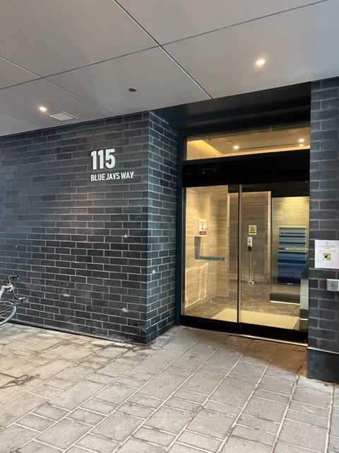 115 Blue Jays Way, #1701