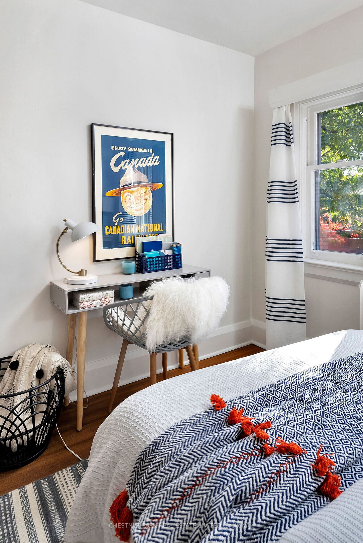 132 Hillsdale Ave W