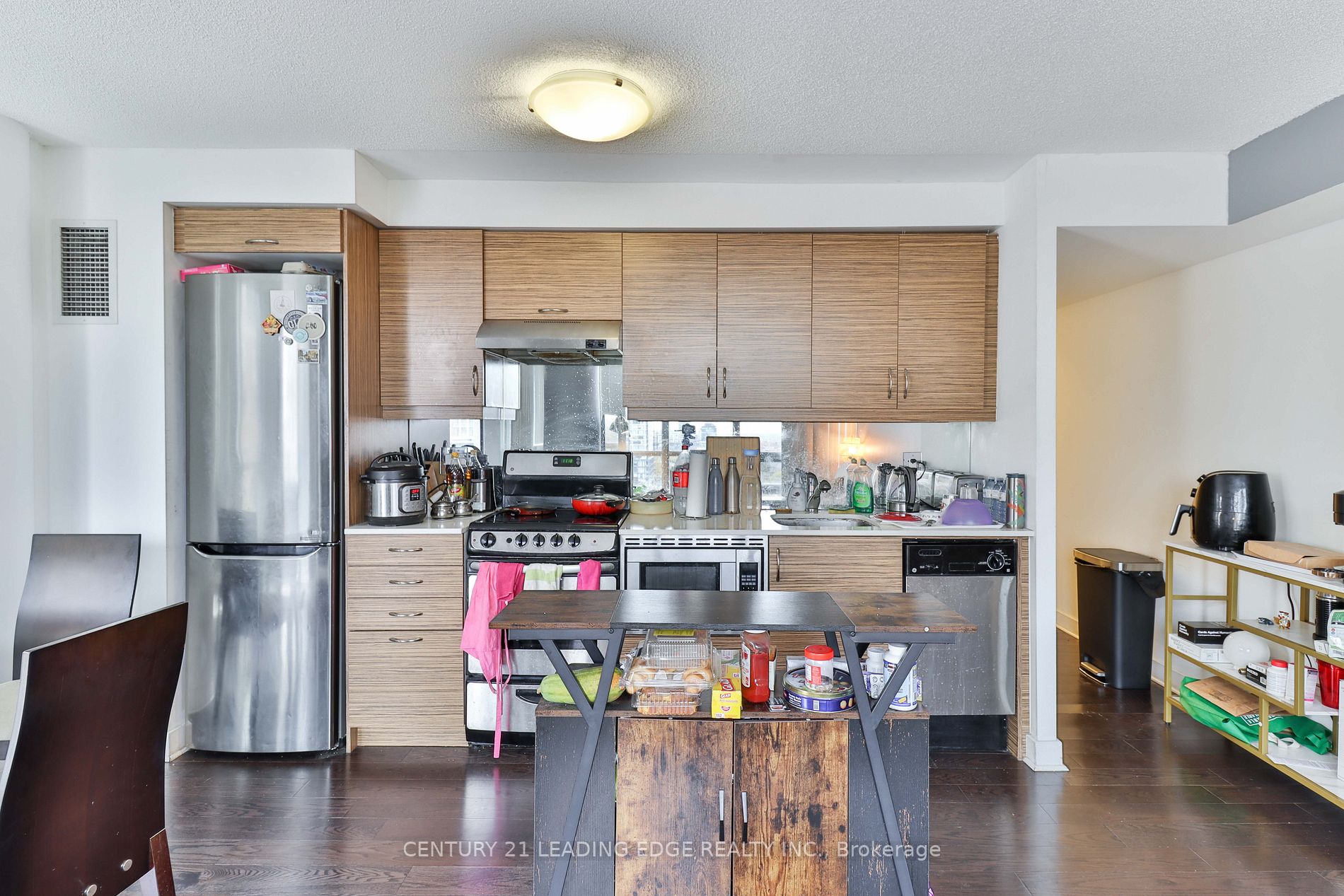 320 Richmond St E, #1203