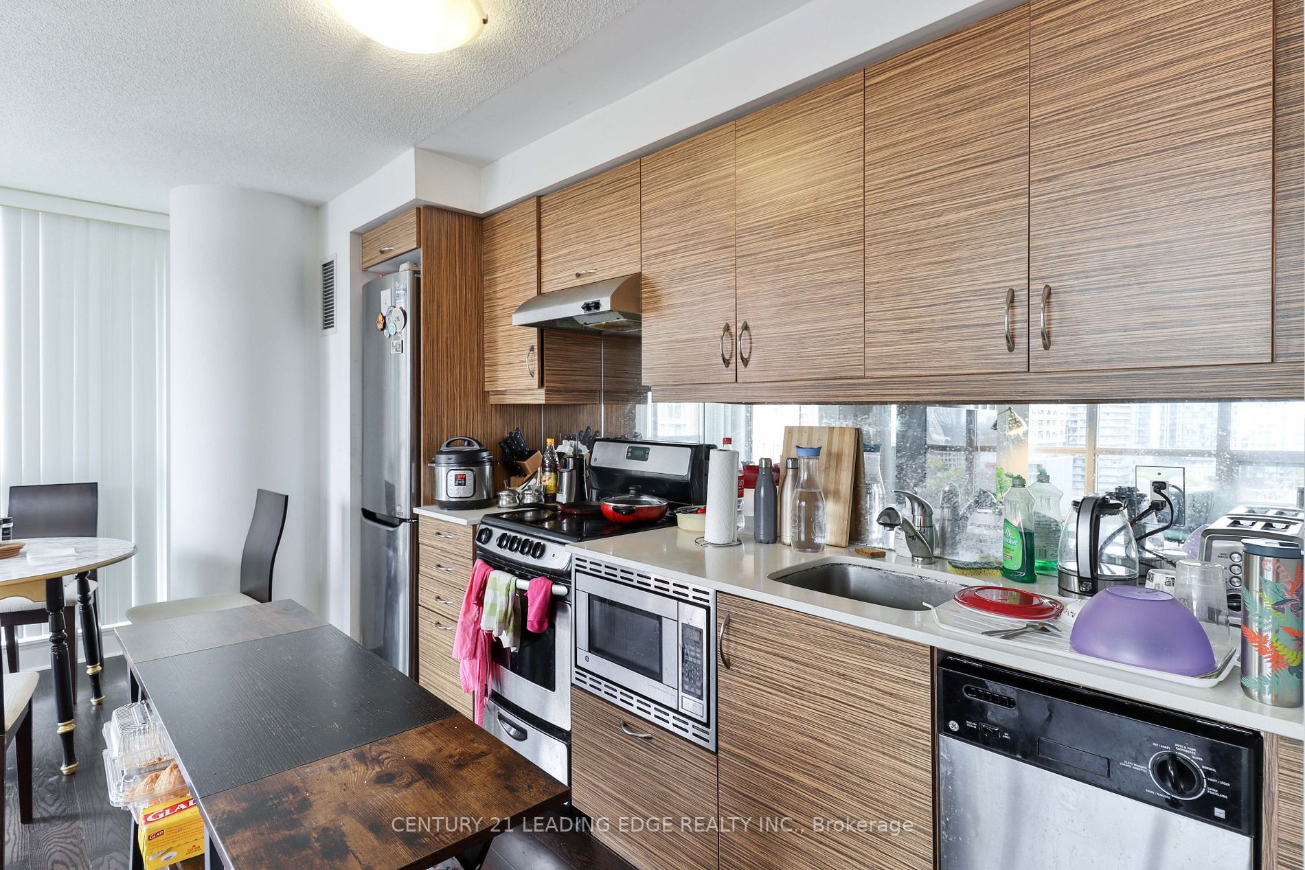 320 Richmond St E, #1203