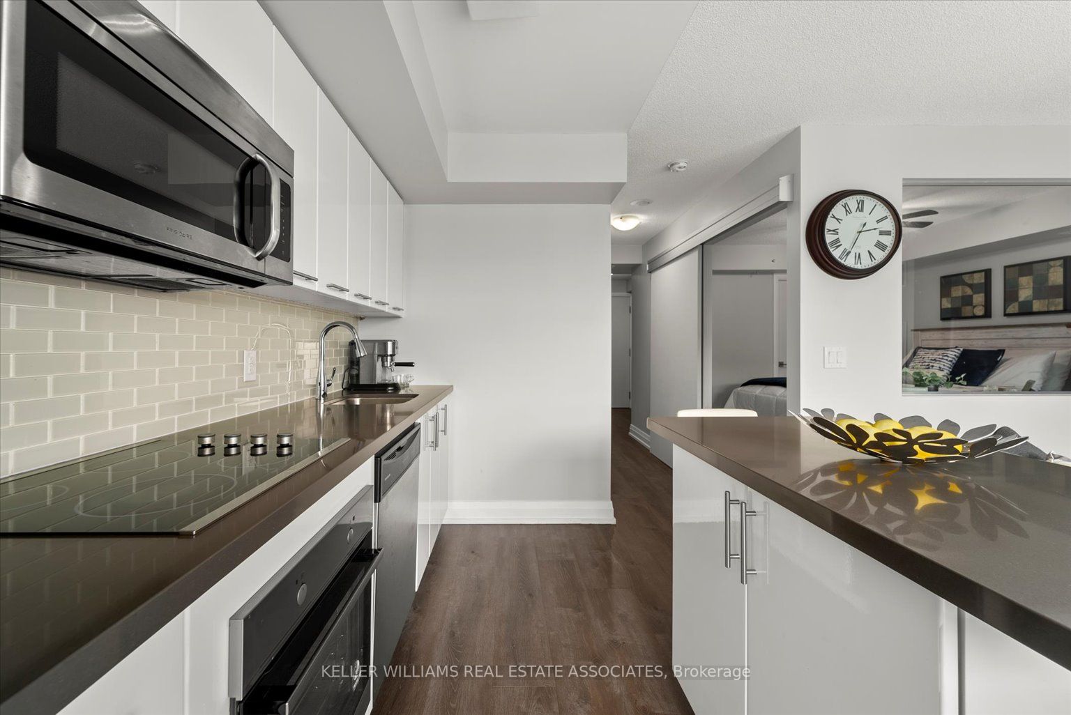 555 Wilson Ave, #E905
