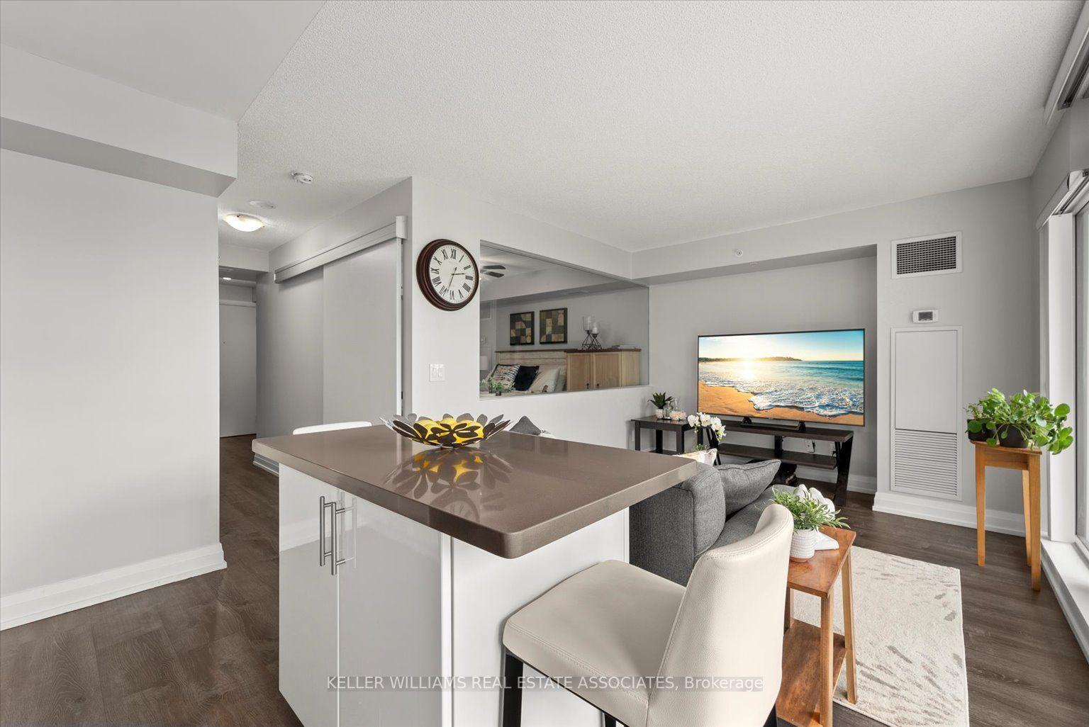 555 Wilson Ave, #E905