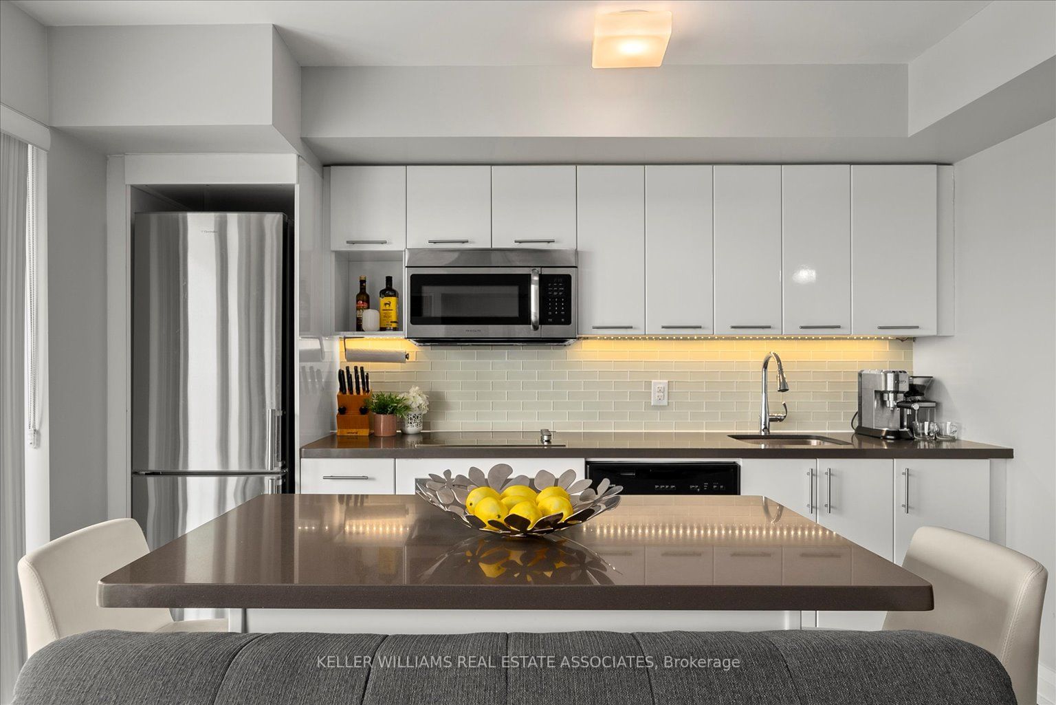 555 Wilson Ave, #E905