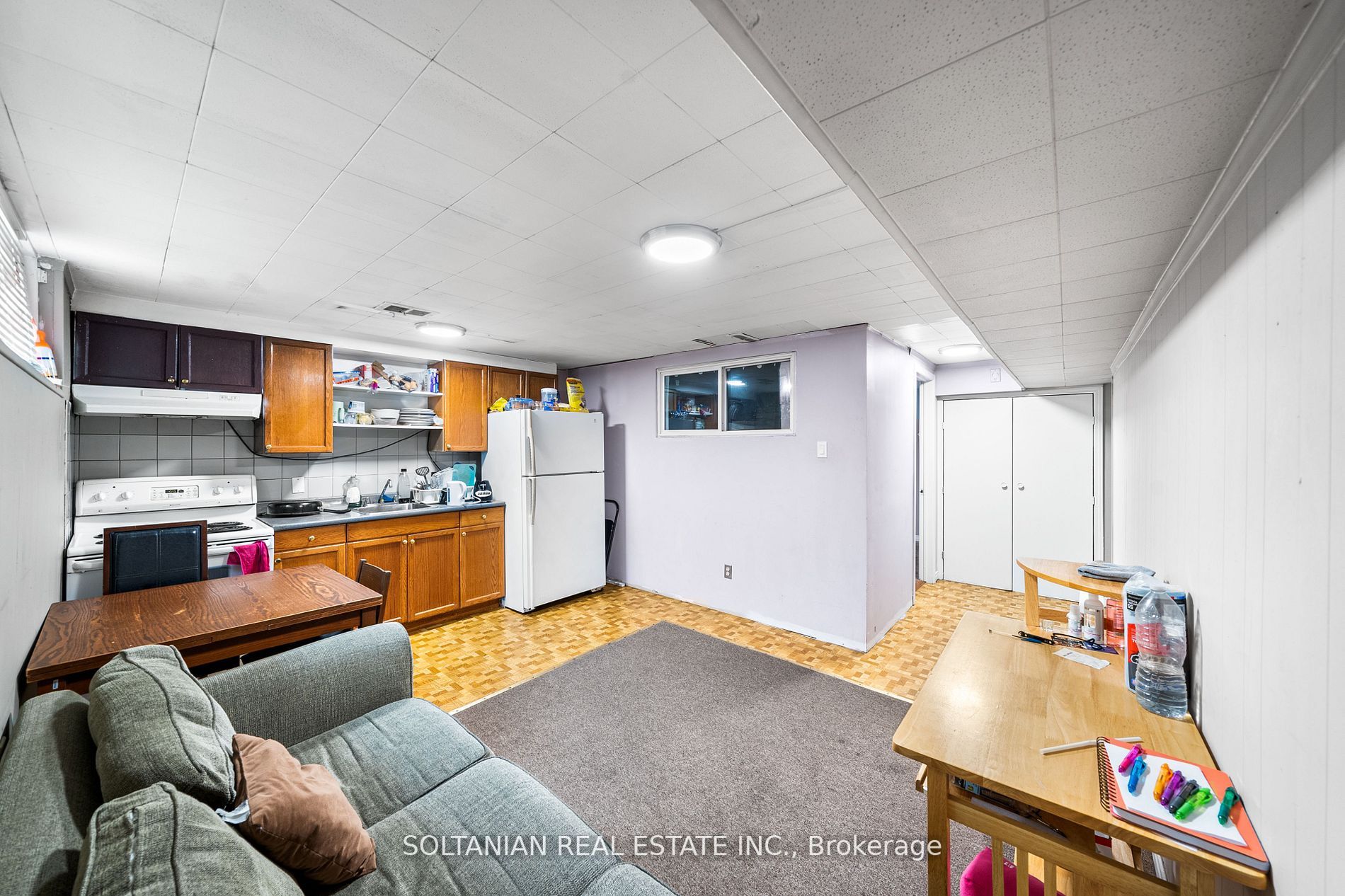 14 Dewlane Dr