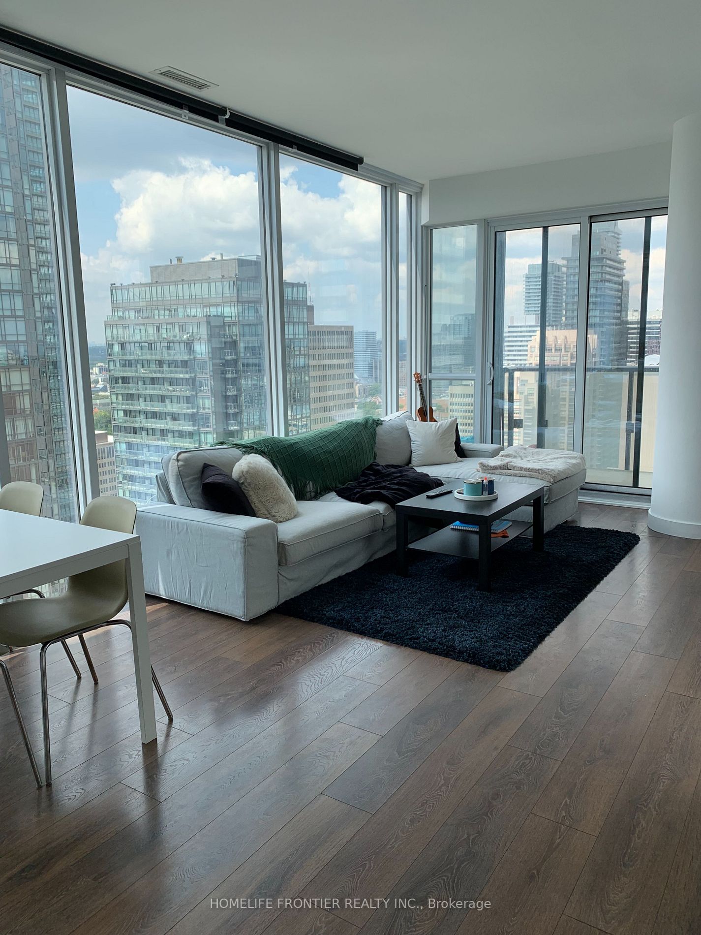 15 Grenville St, #3204