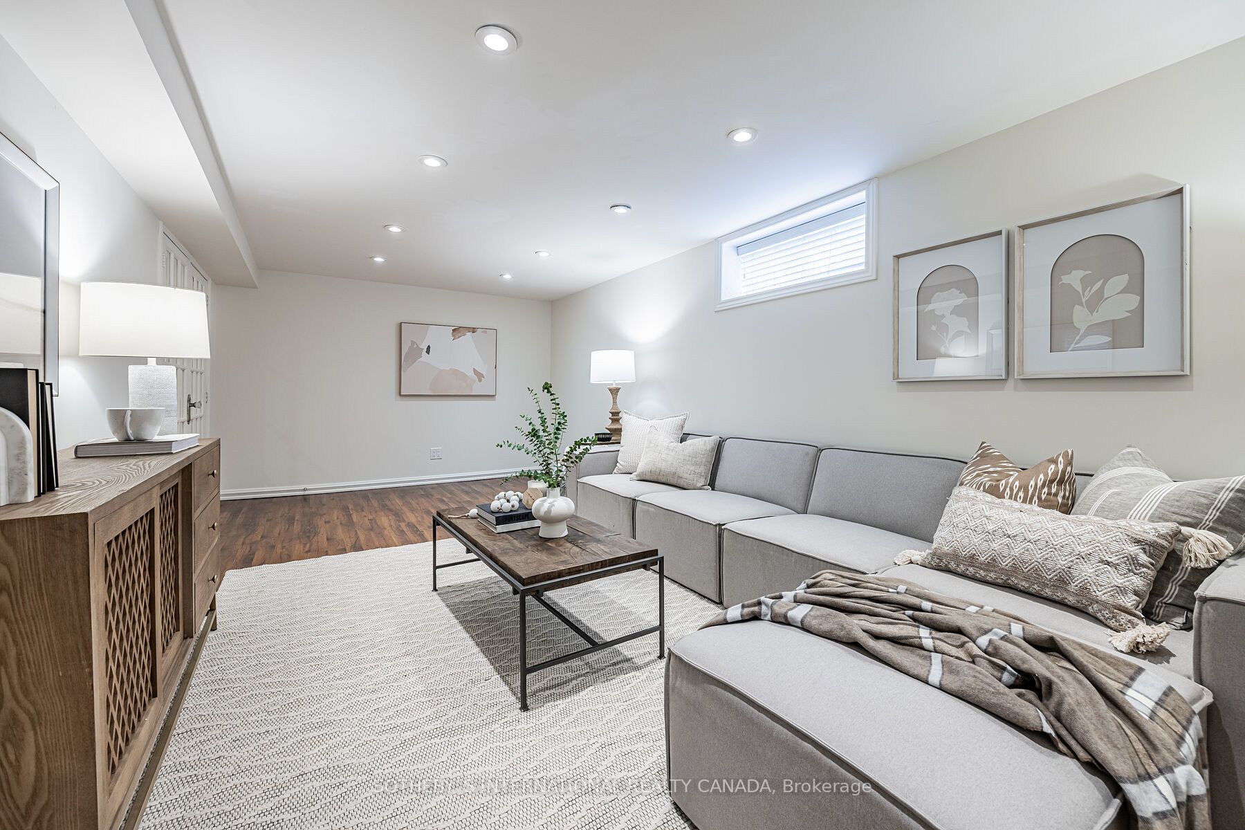 76 Brentcliffe Rd