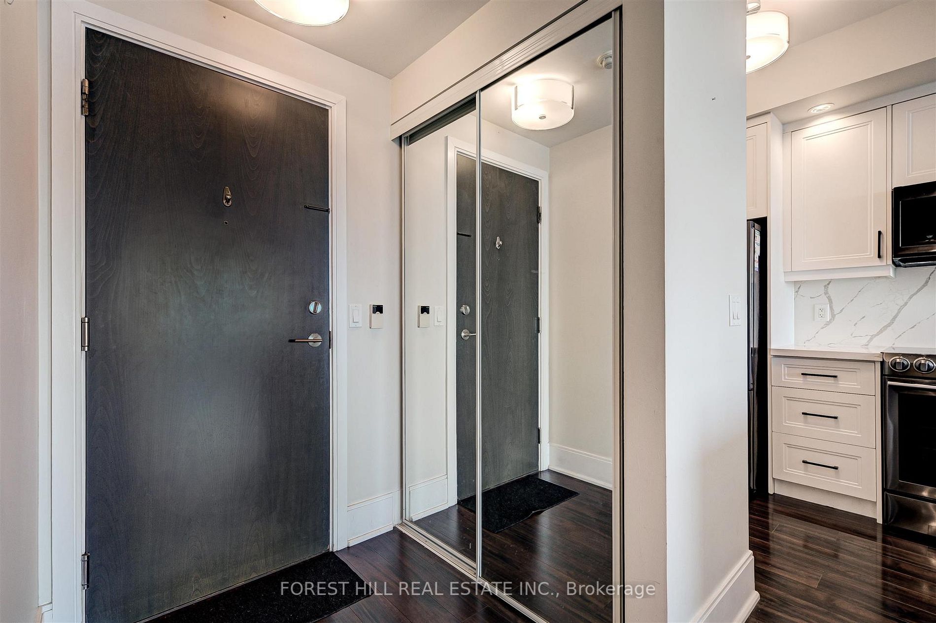 181 Wynford Dr, #2303