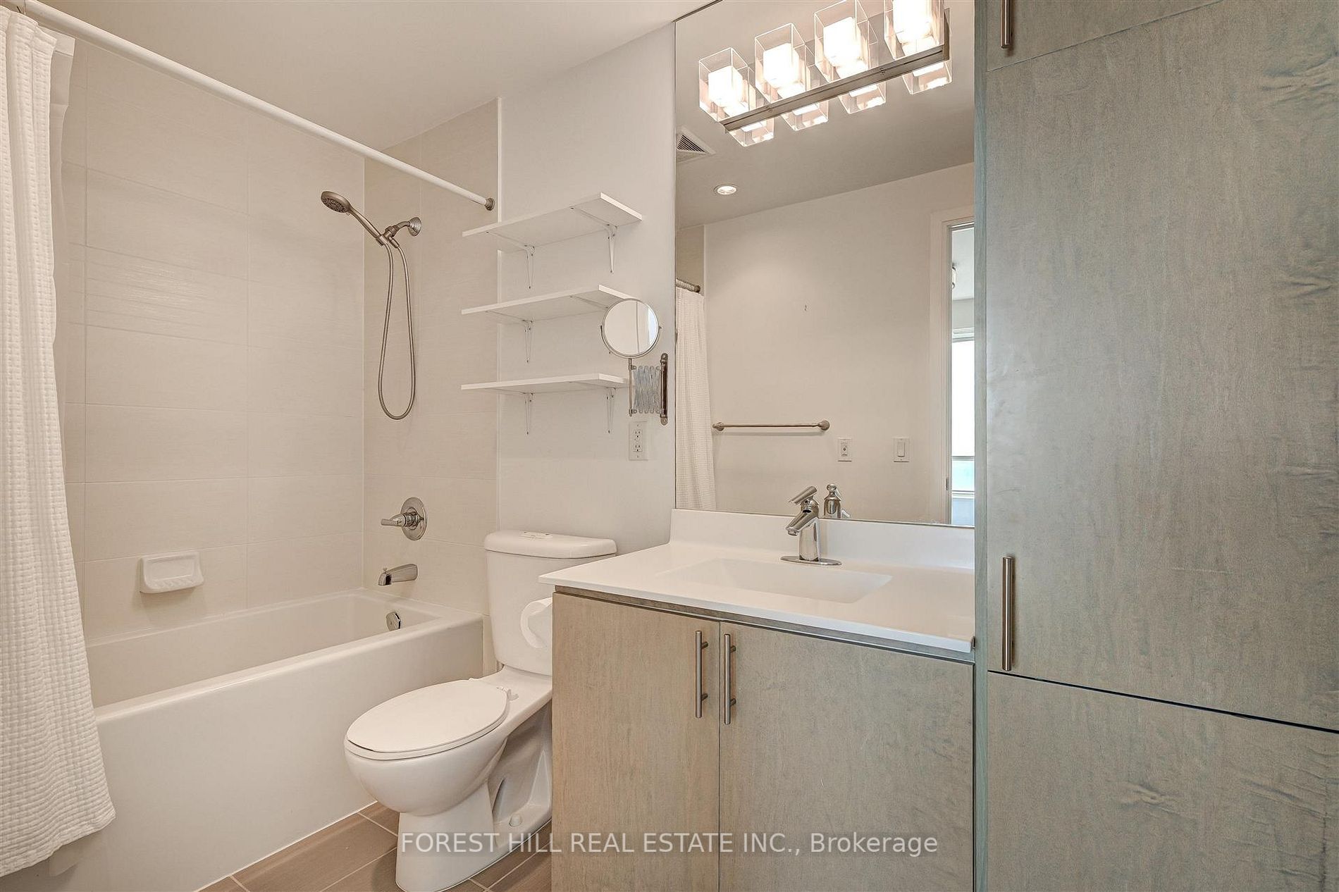 181 Wynford Dr, #2303