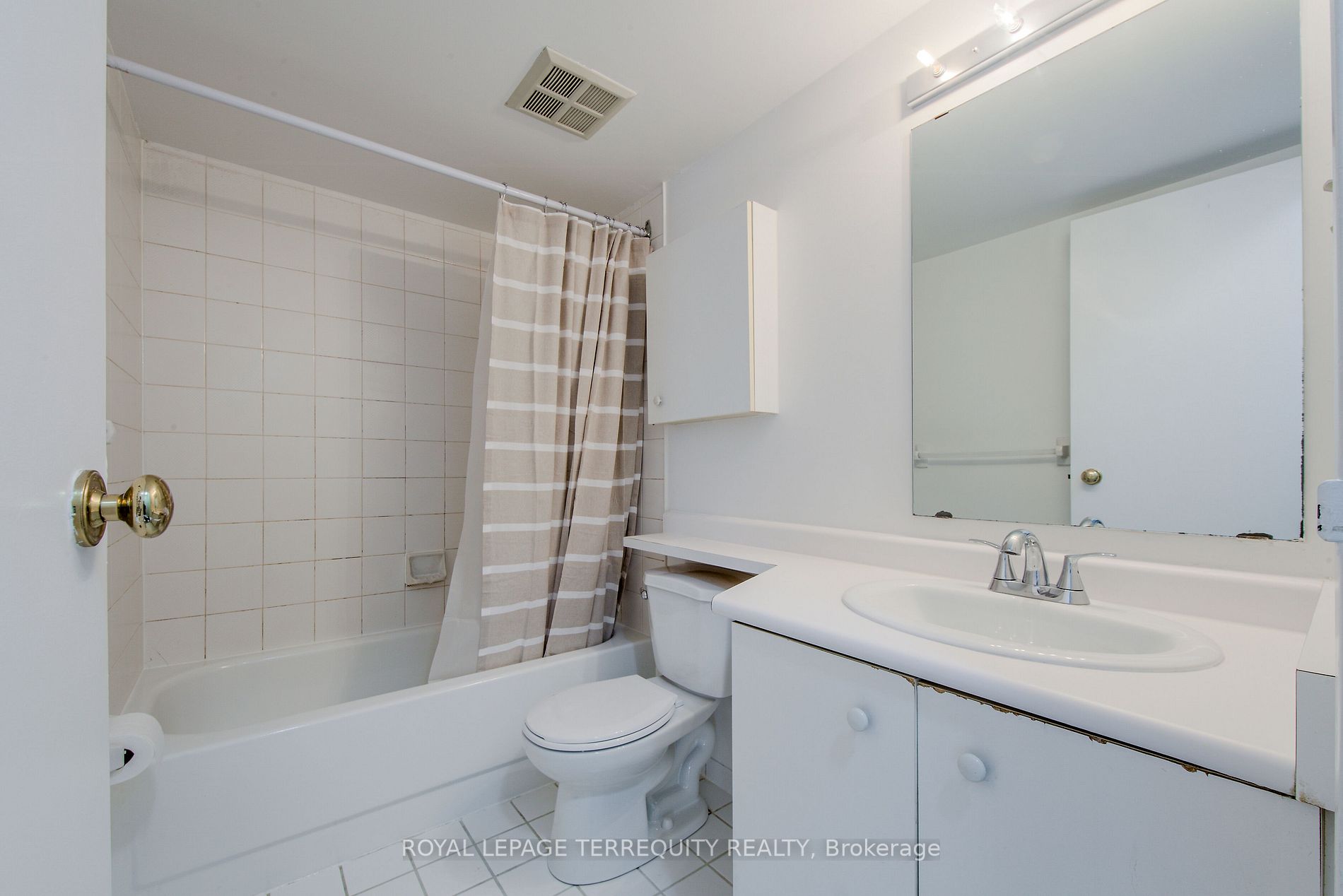 25 Grenville St, #2101