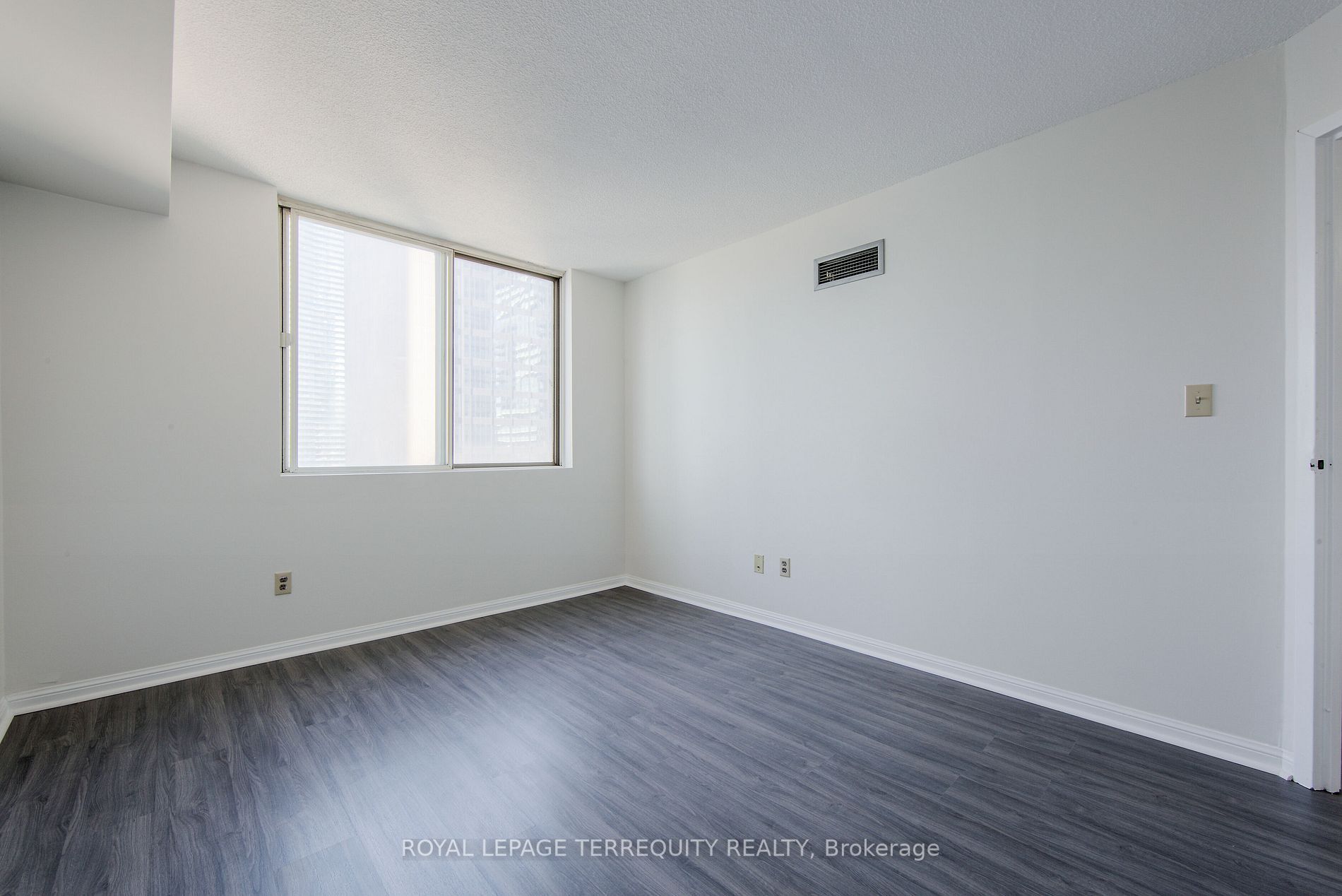 25 Grenville St, #2101