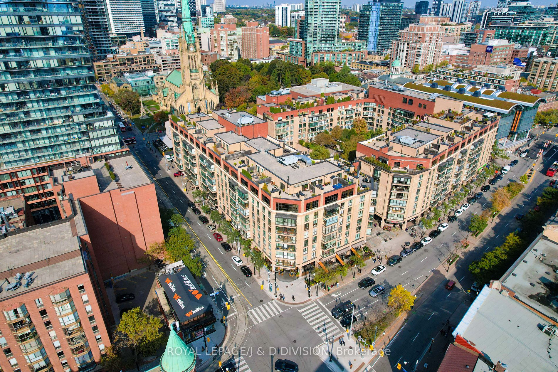 35 Church St, #410