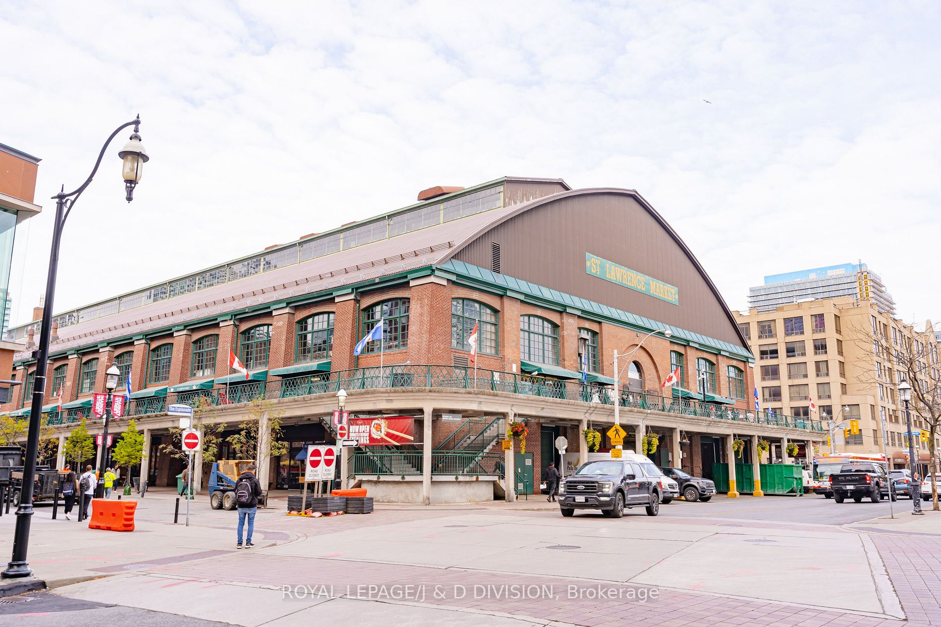 35 Church St, #410