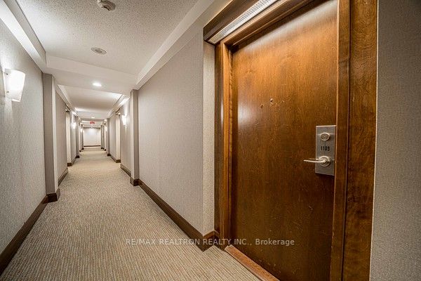 5 Northtown Way #1109