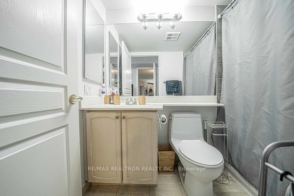5 Northtown Way #1109