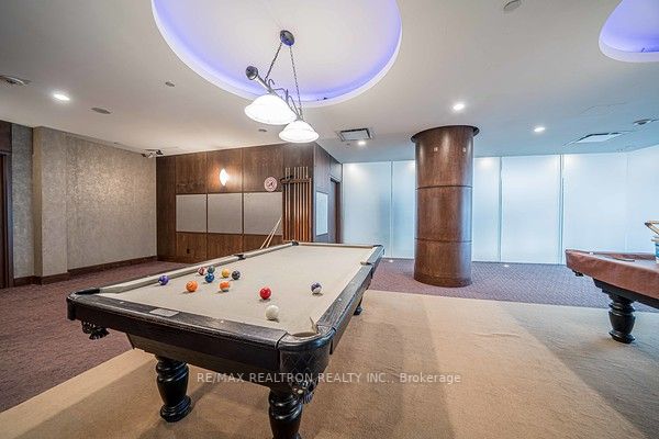 5 Northtown Way #1109