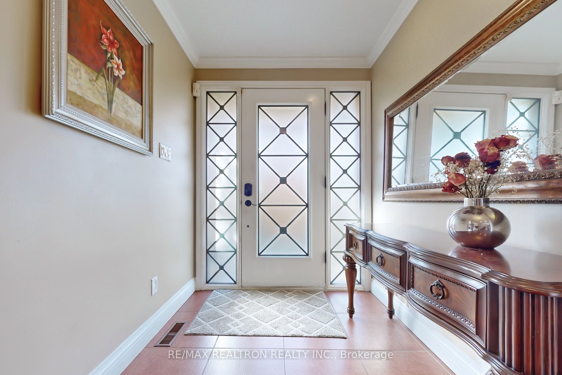 237 Old Yonge St