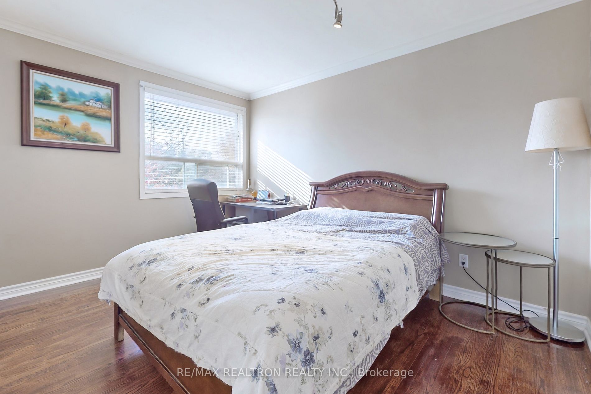 237 Old Yonge St
