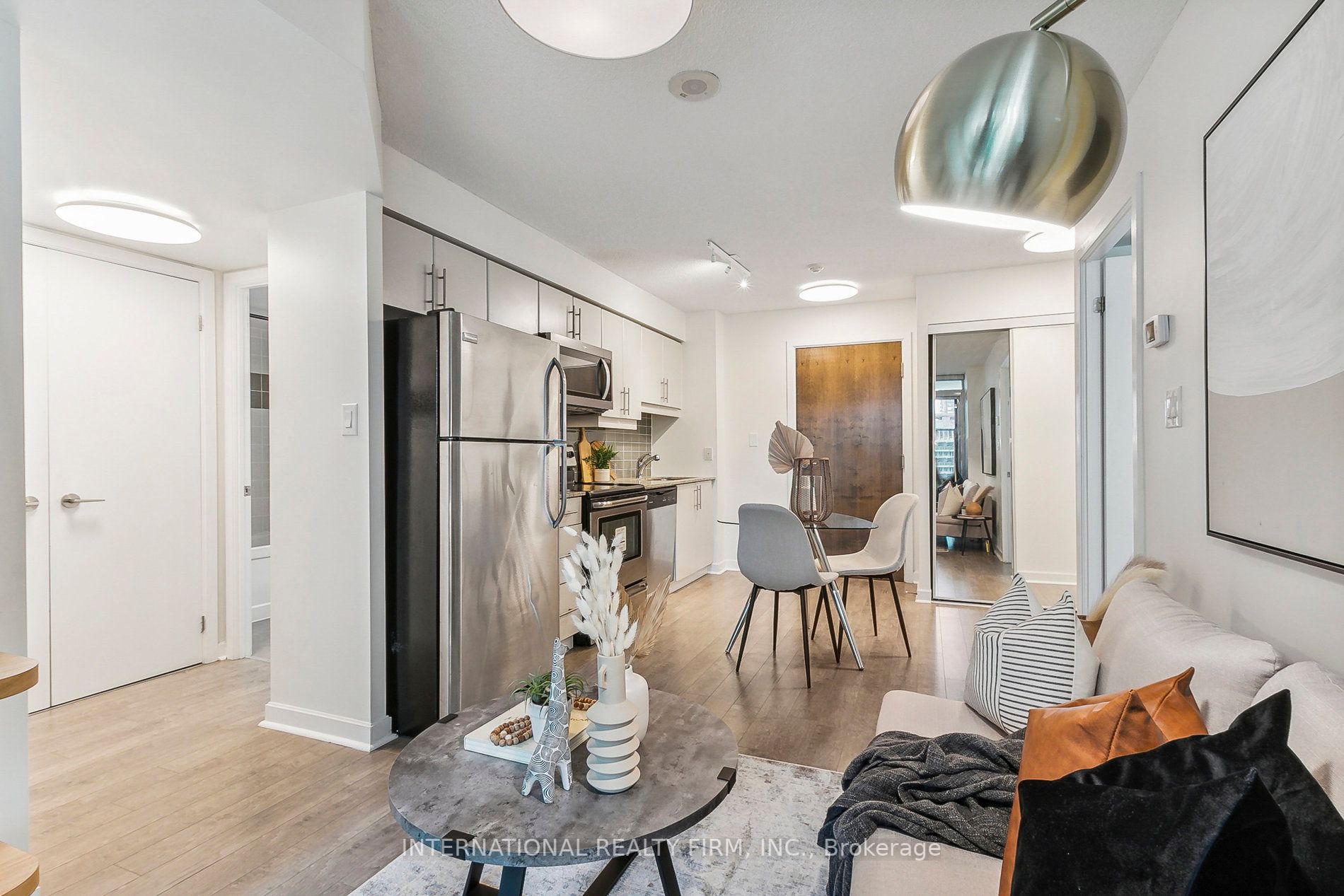 33 Bay St, #1105