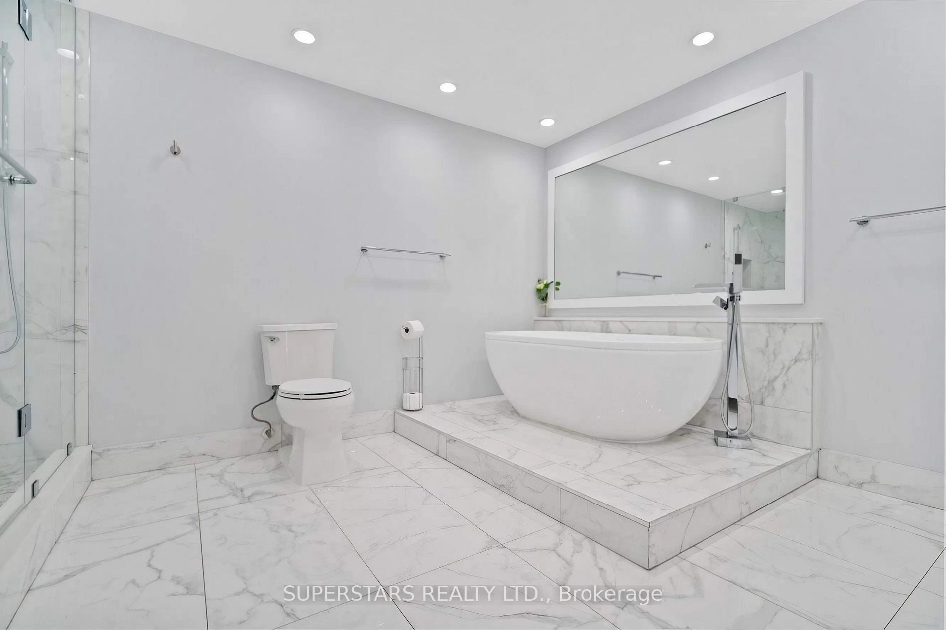 100 Upper Madison Ave, #2808