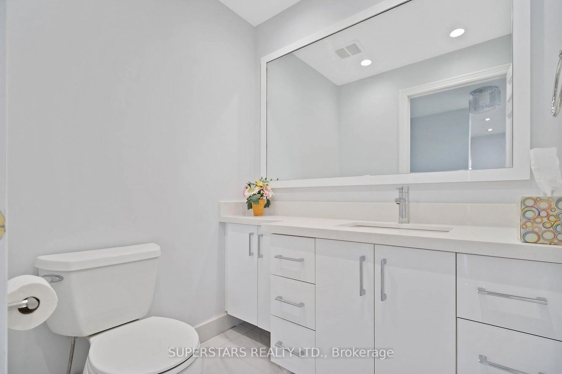 100 Upper Madison Ave, #2808