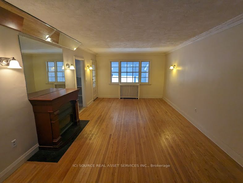 80 Otter Cres
