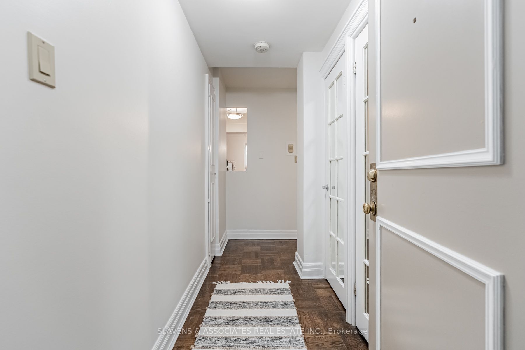 2 Ridelle Ave, #506