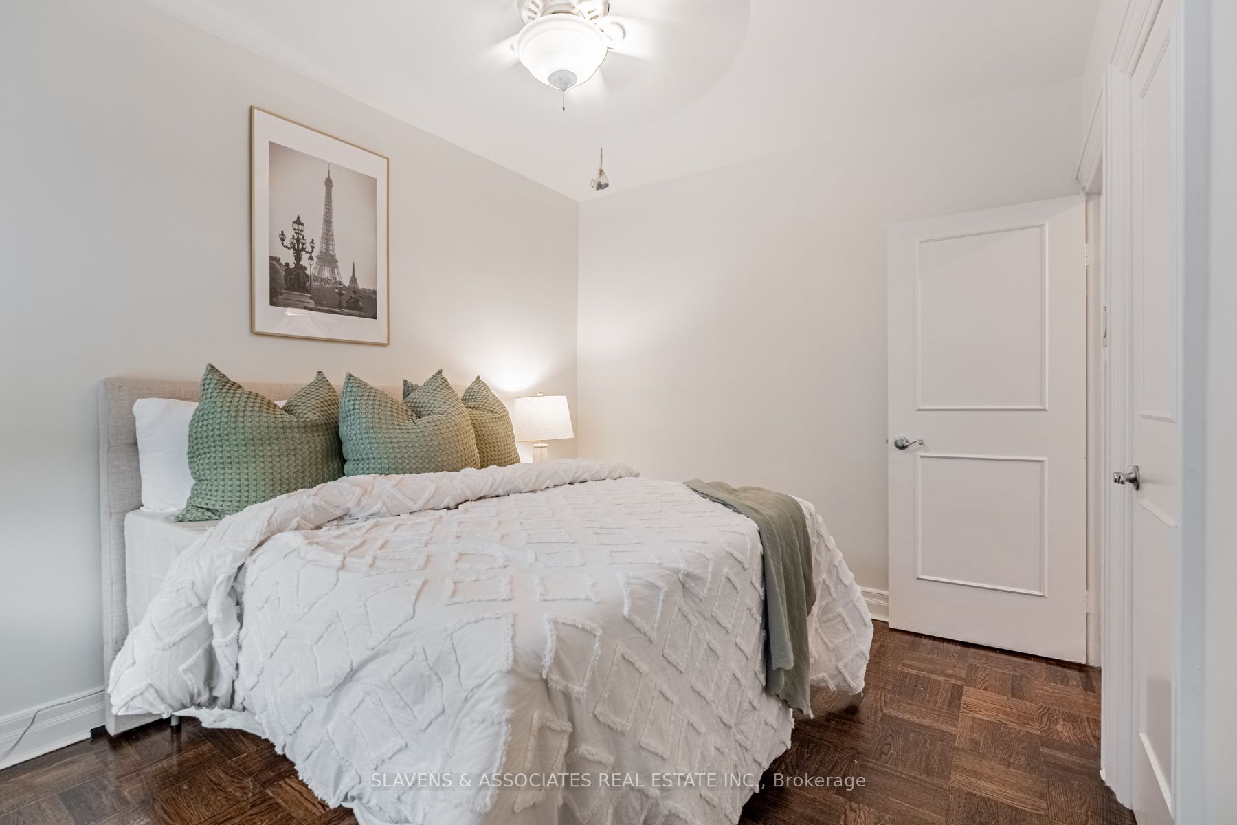 2 Ridelle Ave, #506