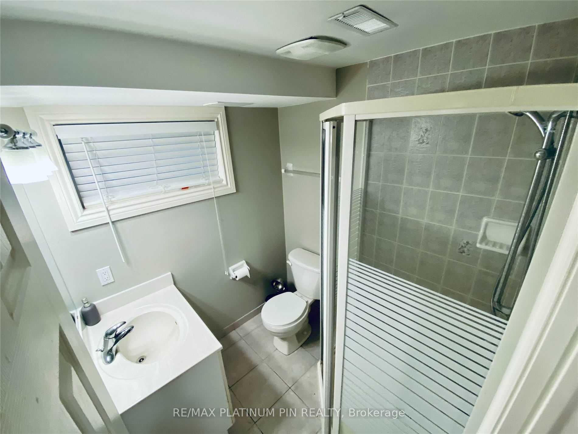 15 Whitelock Cres