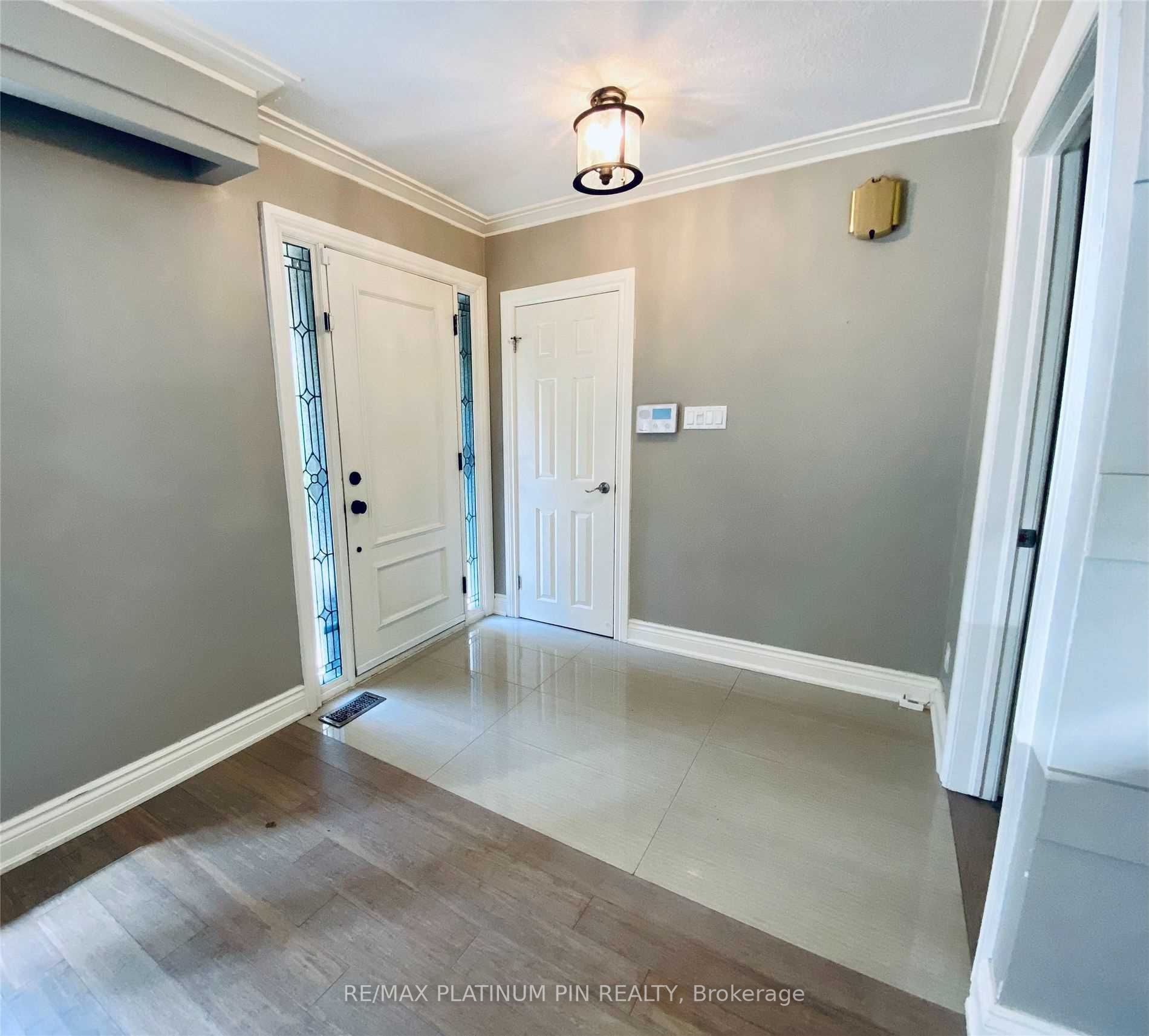 15 Whitelock Cres