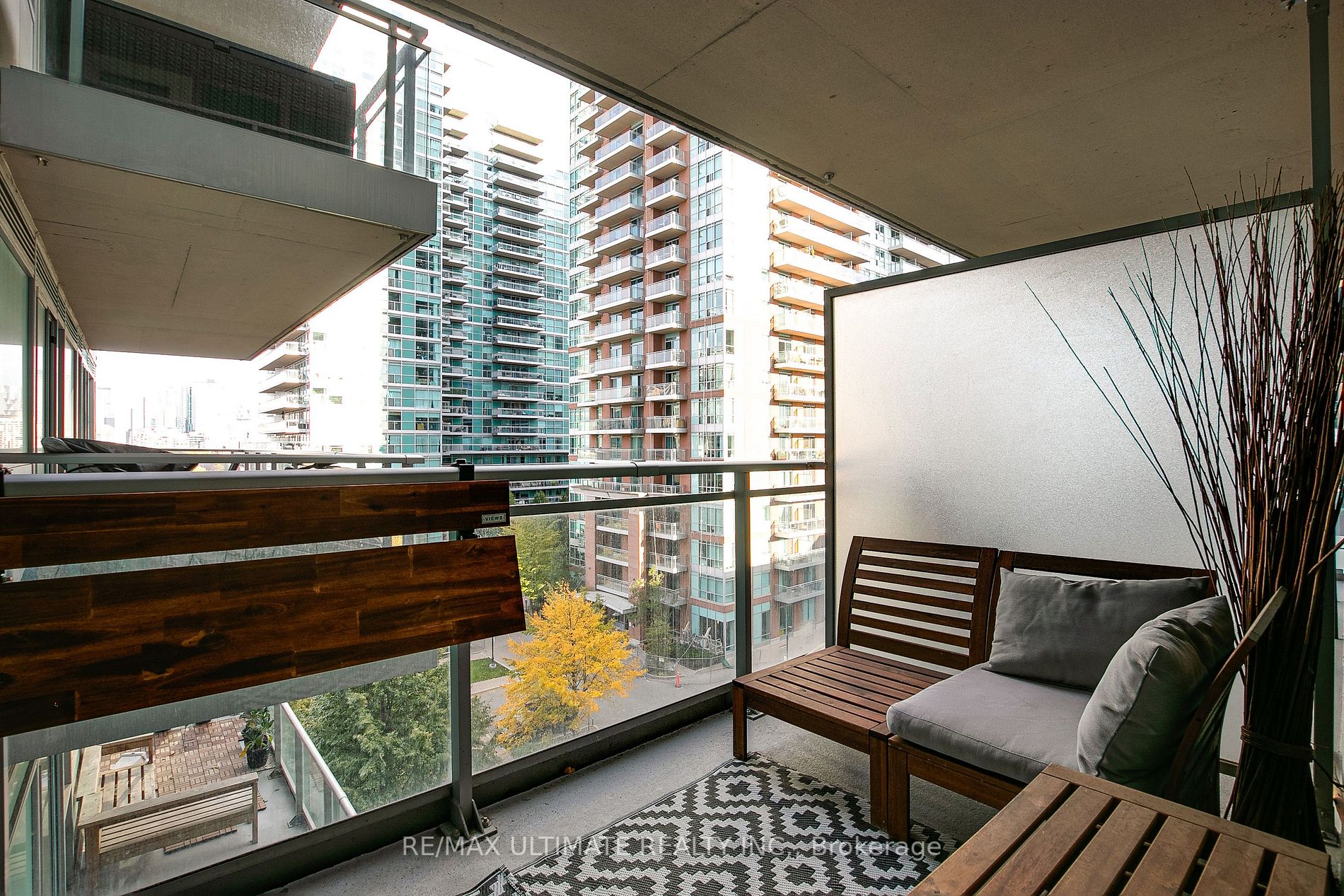 100 Western Battery Rd, #612