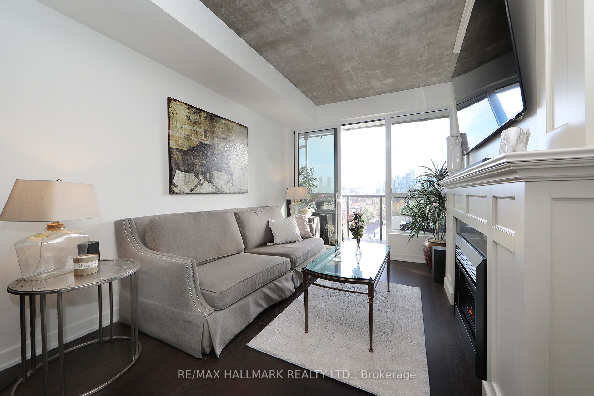 1030 King St W, #705