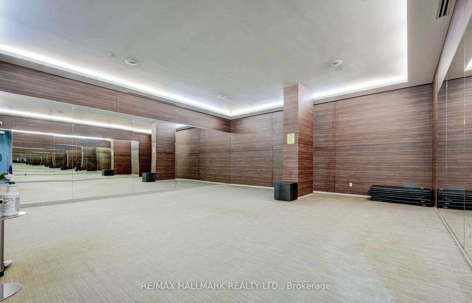 1030 King St W, #705
