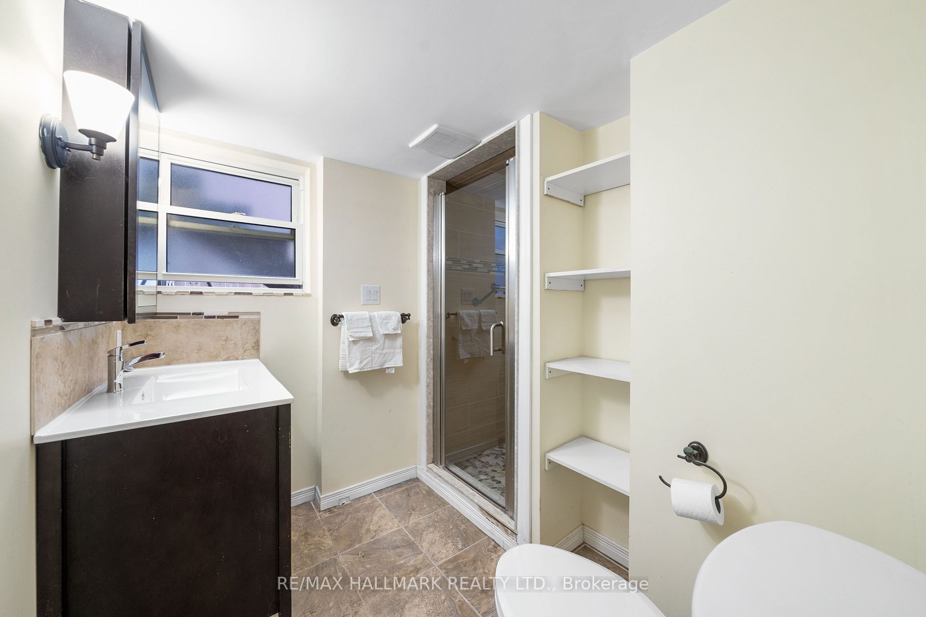 159 Newton Dr