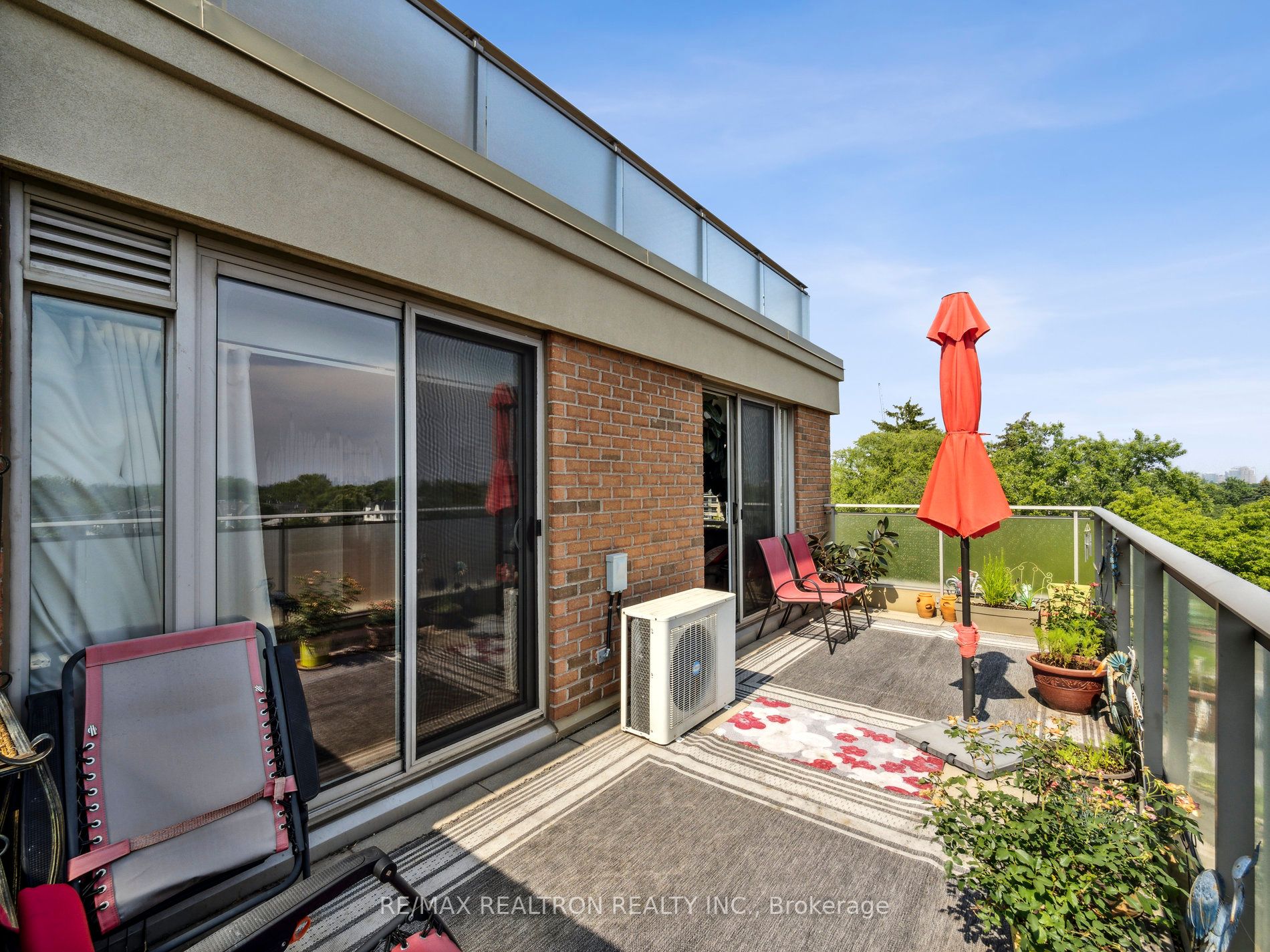 801 Sheppard Ave W, #605