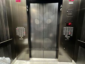 197 Yonge St, #5508