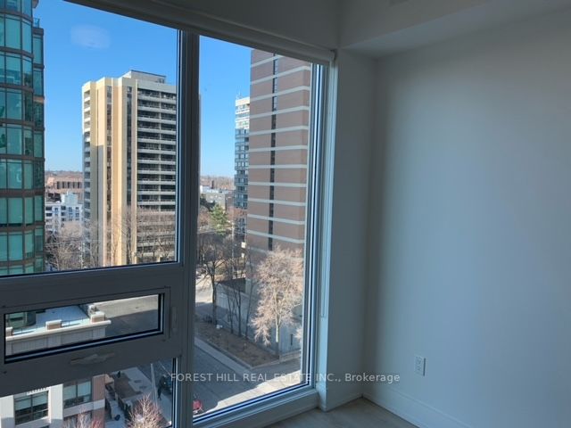 310 Tweedsmuir Ave, #804