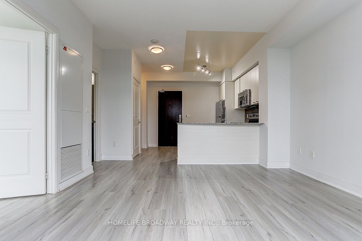 88 Sheppard Ave E, #2405