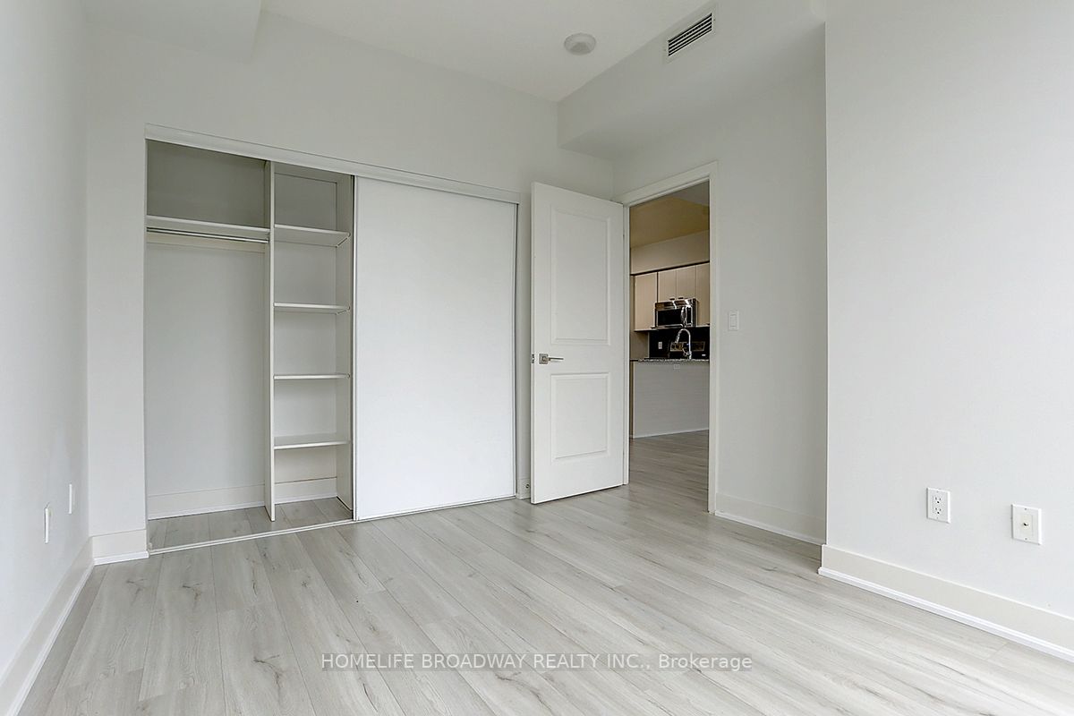 88 Sheppard Ave E, #2405