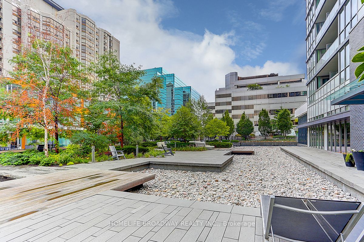 88 Sheppard Ave E, #2405