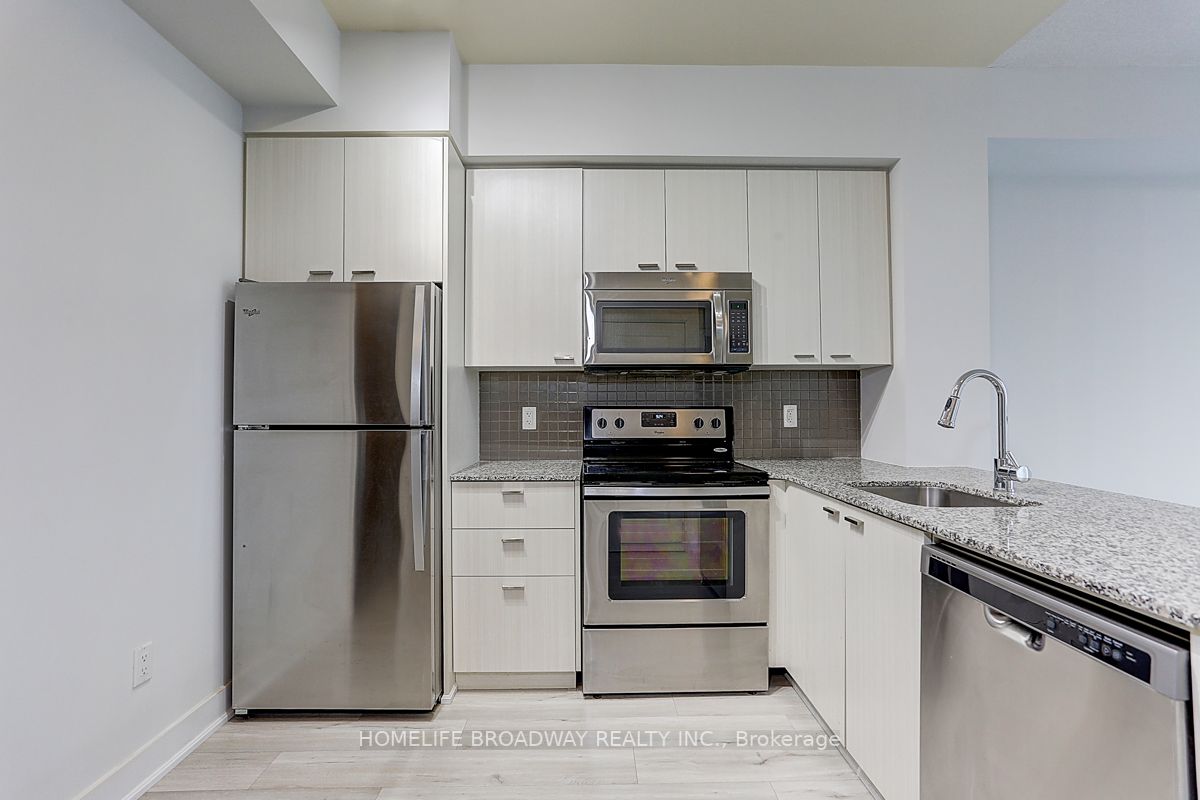 88 Sheppard Ave E, #2405
