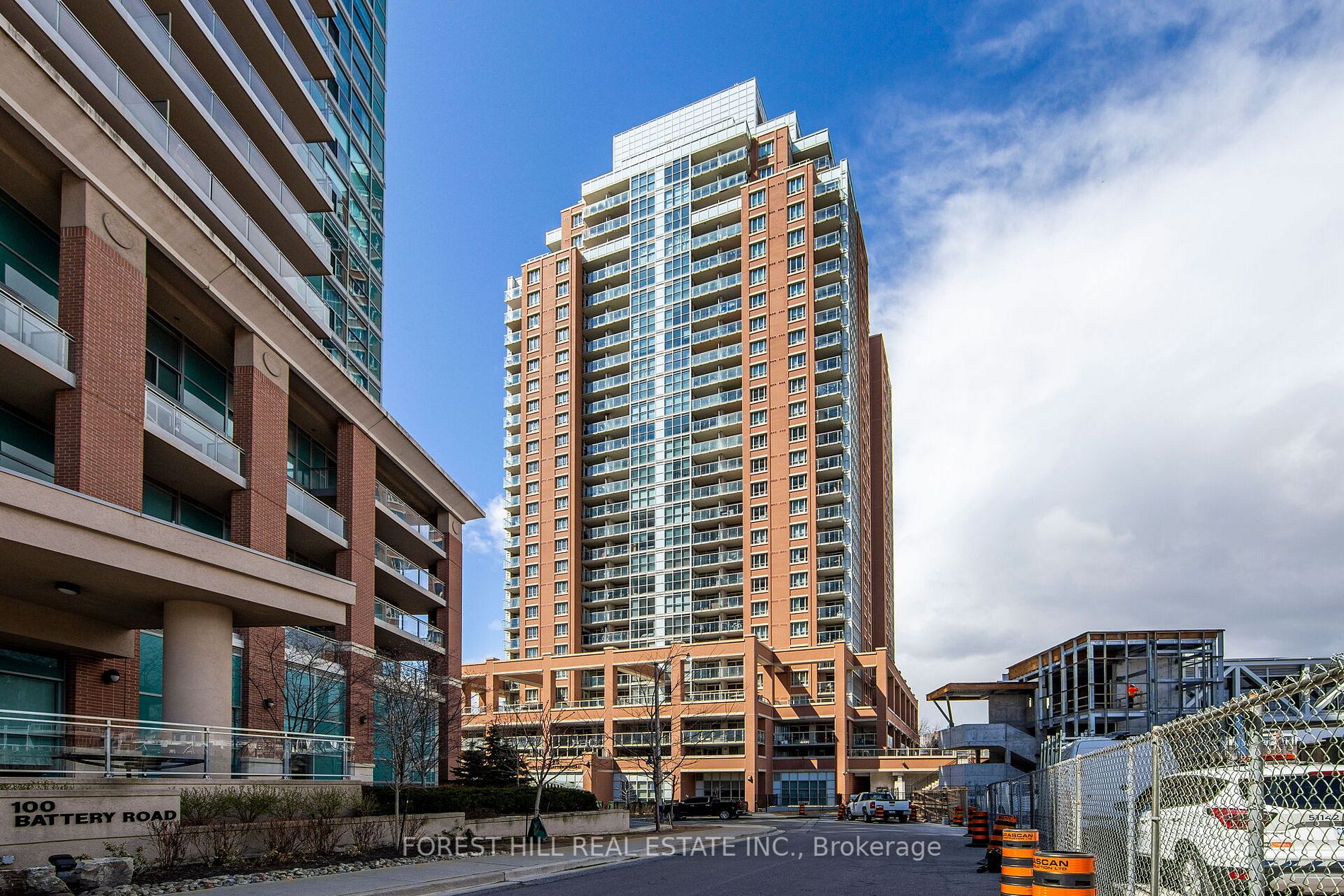 125 Western Battery Rd, #2213